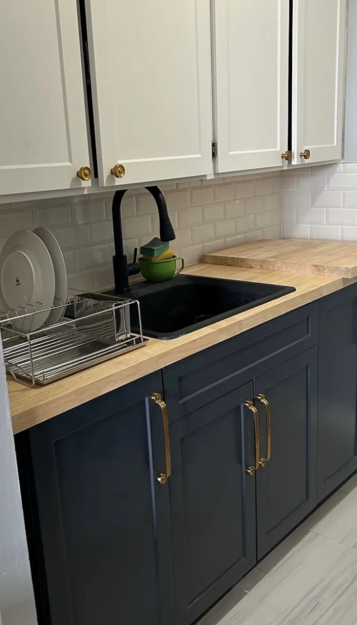 Photo of kitchen sink